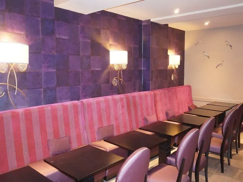 Hotel Mondial Paris